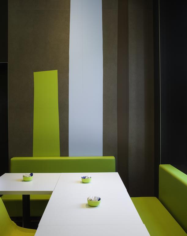 Ibis Budget Aeropuerto Sevilha