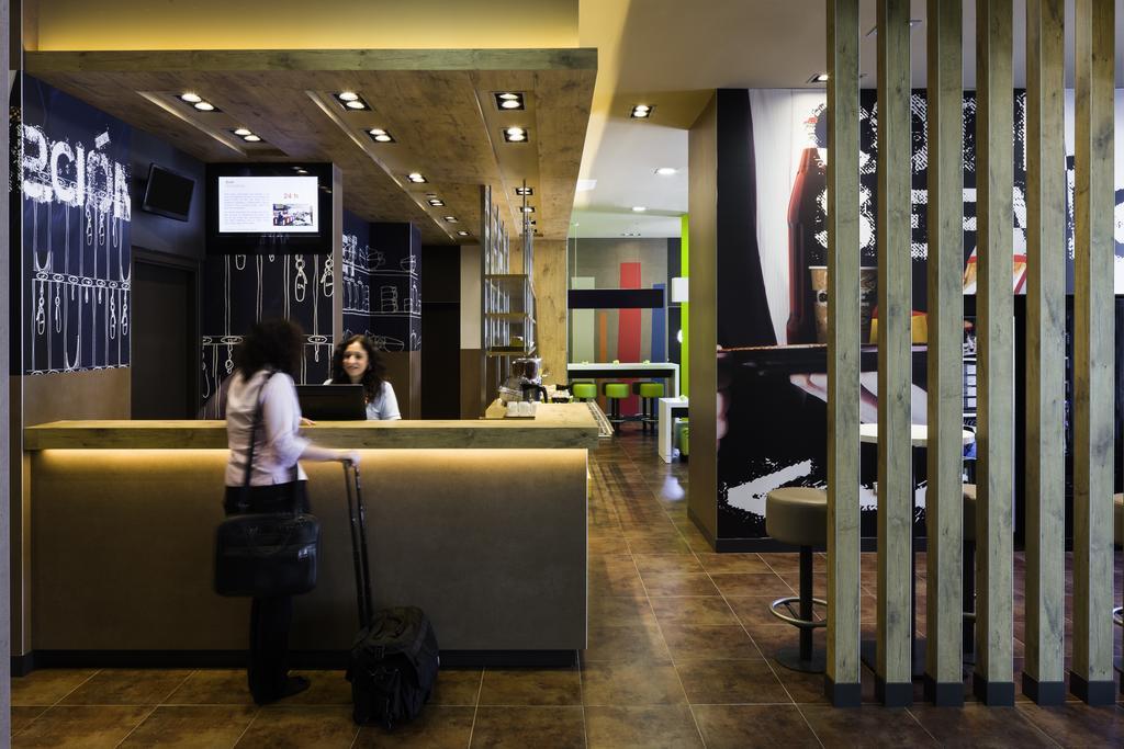 Ibis Budget Aeropuerto * Sevilla